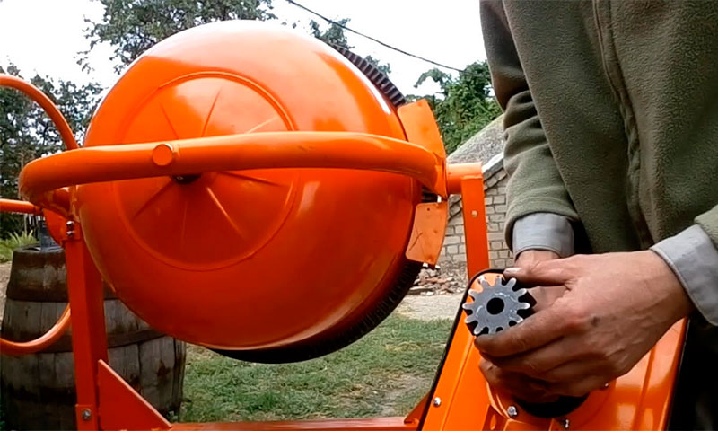 The principle of operation and the device concrete mixer