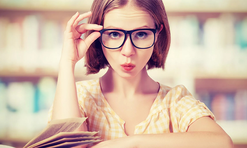 Wie wählt man eine Brille für das Sehen (mit Dioptrien)