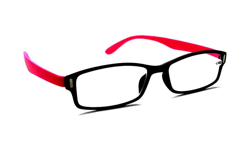 Glasses with polycarbonate (plastic) lenses