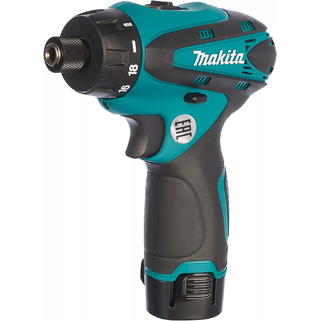 Makita DF030 DWE - one of the most compact assistants