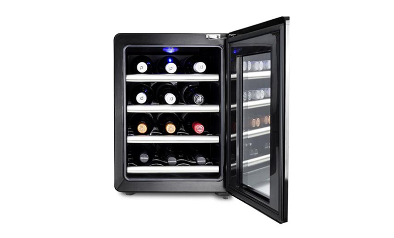Caso WineCase Red 12 - kompakti termoelektrinen viinikaappi, jossa on dynaaminen jäähdytys