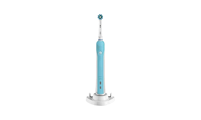 Oral-B Pro 570 CrossAction - من الجيد تنظيف أسنانك به