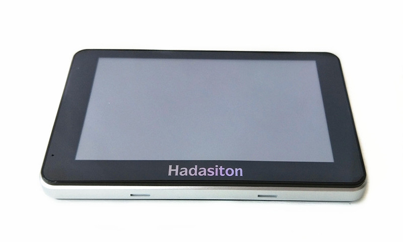 Hadasiton CPU800M - navigaattori, jolla on luotettavin akku