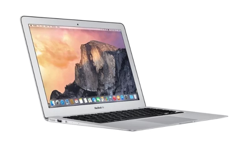 MacBook Air 13 Early - high-performance notebook with memory card support
