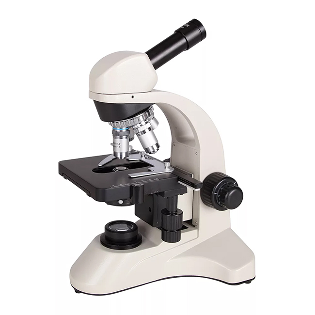 Levenhuk 700M - le meilleur microscope avec grossissement 2000x